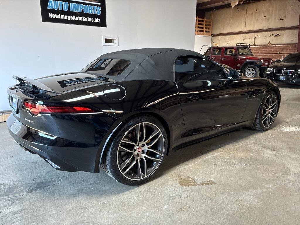 Used 2020 Jaguar F-TYPE Convertible image 5