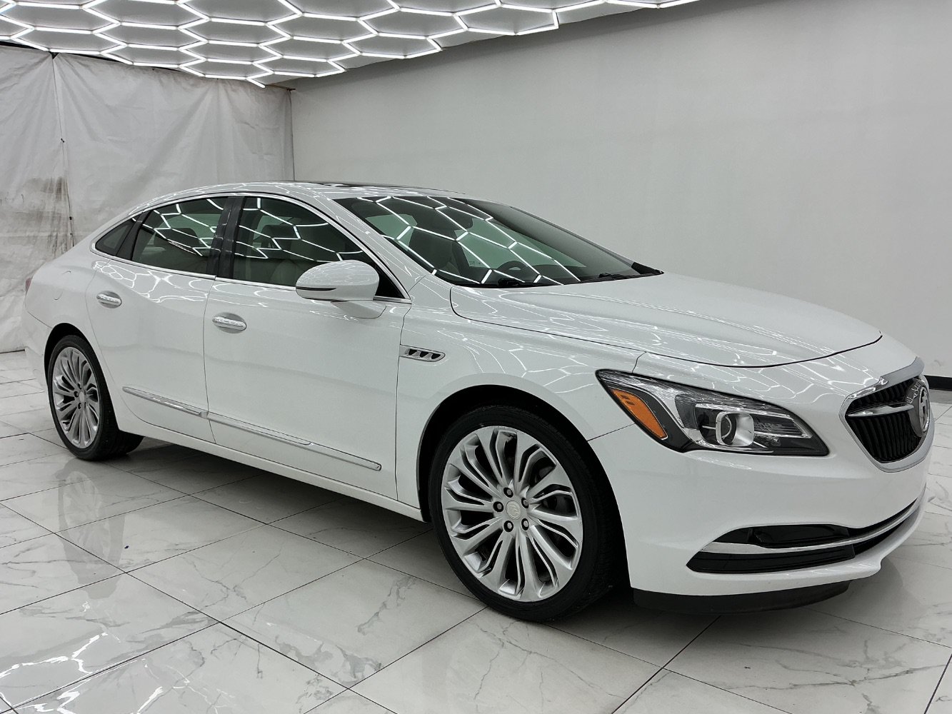Used 2017 Buick LaCrosse Essence w/ Sun and Shade Package FWD image 7