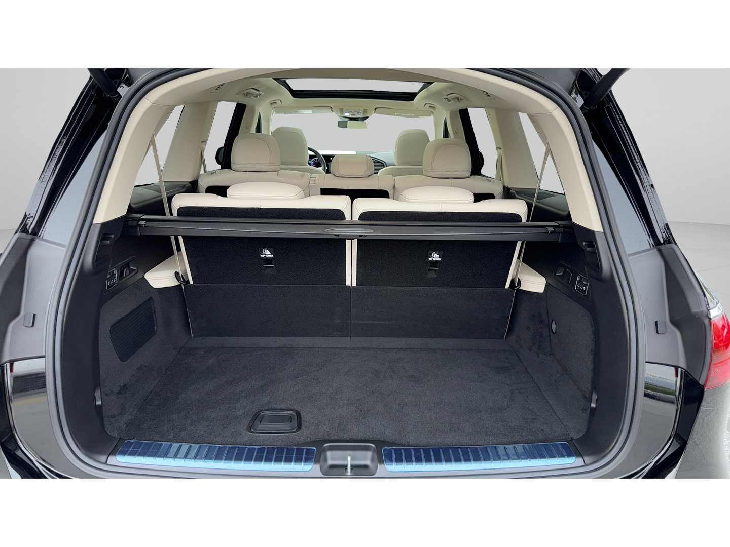 Certified 2026 Mercedes-Benz GLS 450 4MATIC image 9
