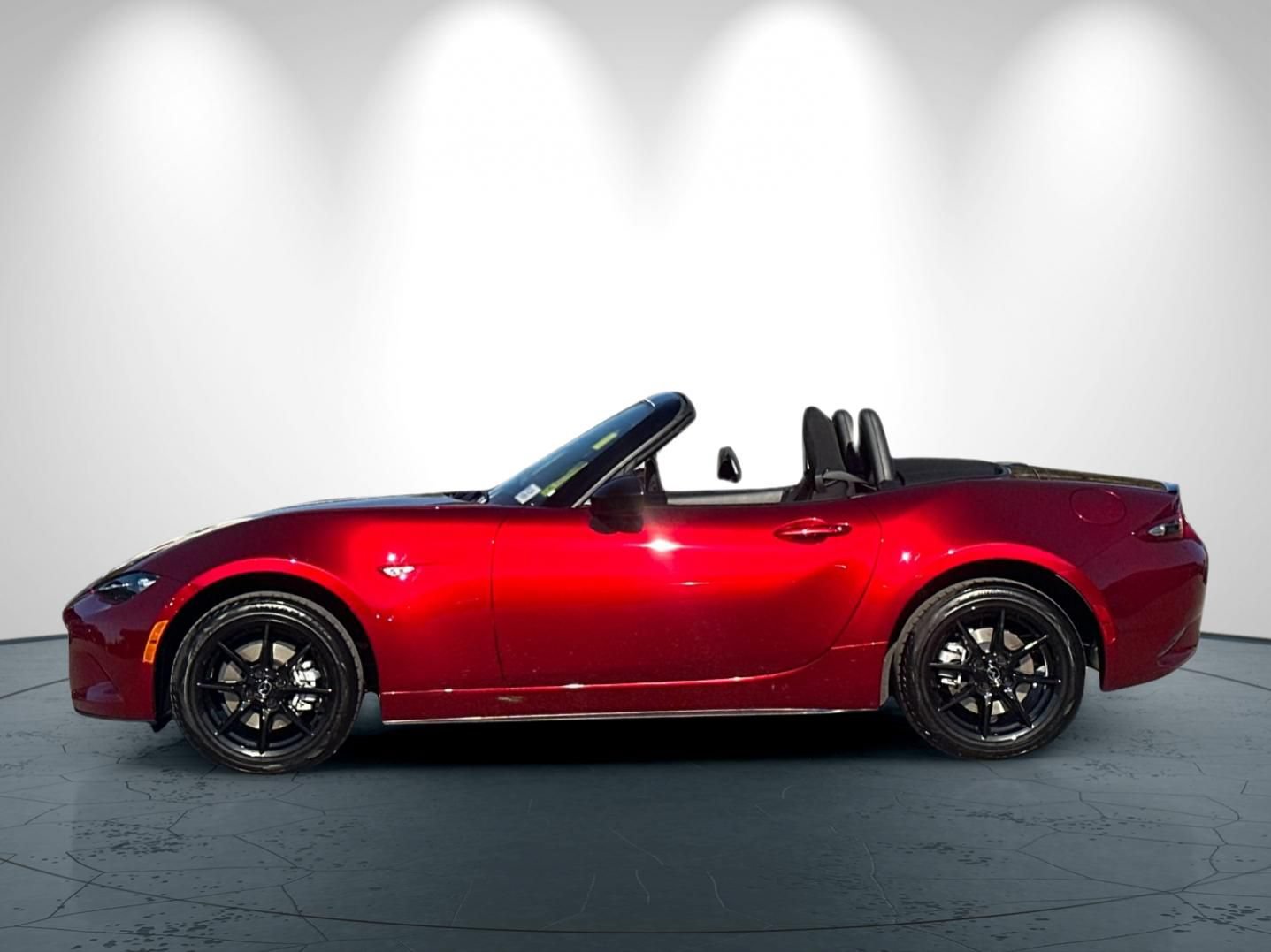 Used 2022 MAZDA MX-5 Miata Sport RWD image 7