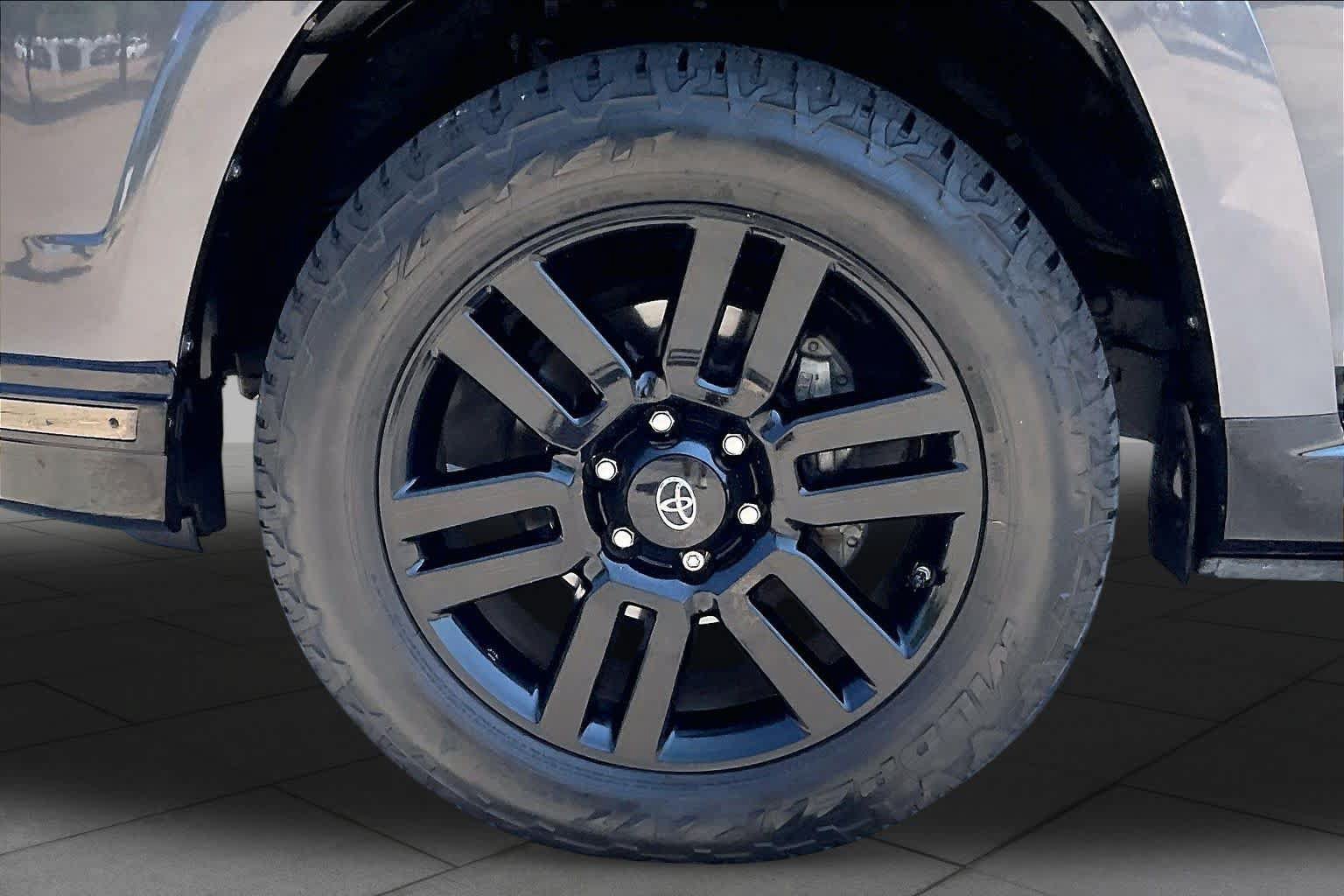 Used 2020 Toyota 4Runner Nightshade AWD/4WD image 10