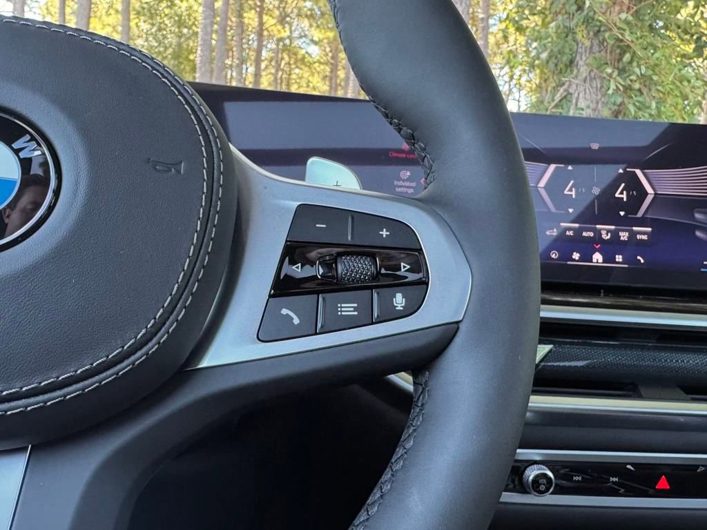 New 2026 BMW X7 xDrive40i w/ M Sport Package image 25