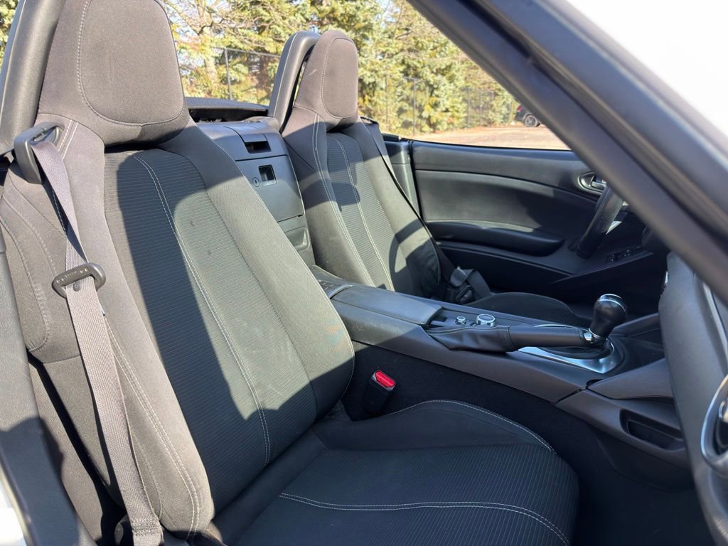 Used 2017 FIAT 124 Spider Classica RWD image 20