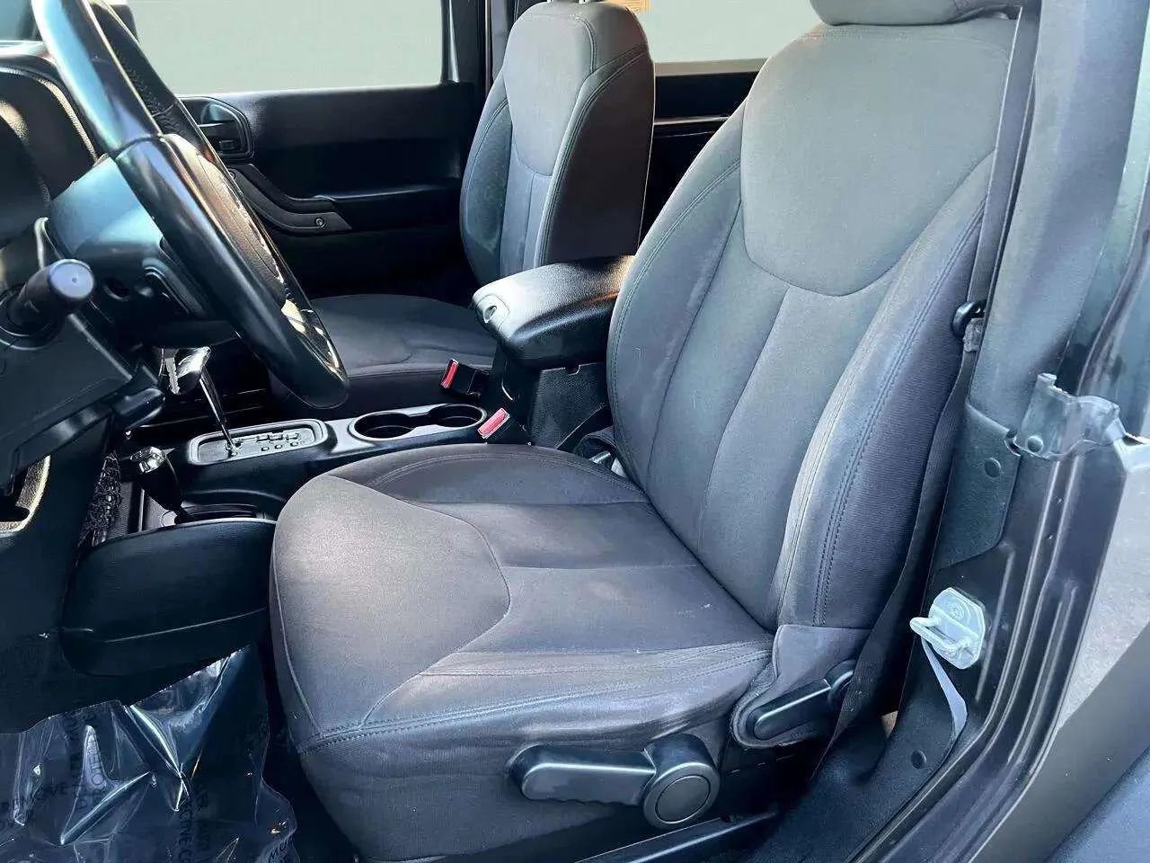 Used 2017 Jeep Wrangler Sport w/ Quick Order Package 24S image 12