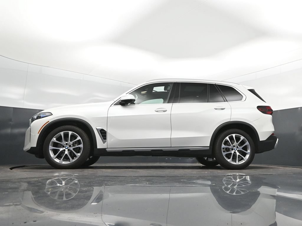 Certified 2026 BMW X5 xDrive40i w/ Climate Comfort Package AWD/4WD image 39
