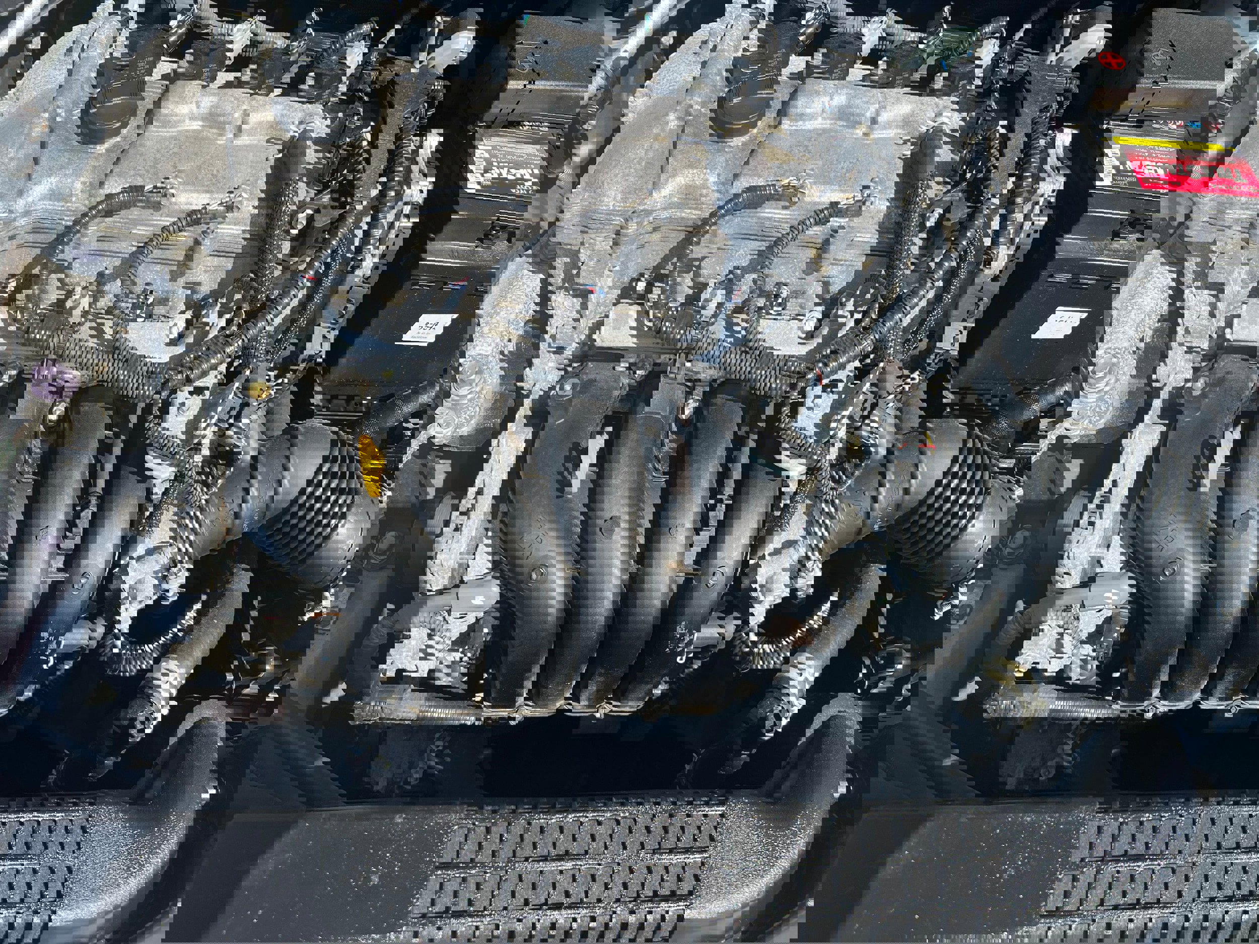 Used 2021 Toyota Corolla LE w/ Carpet Mat Package (TMS) image 10