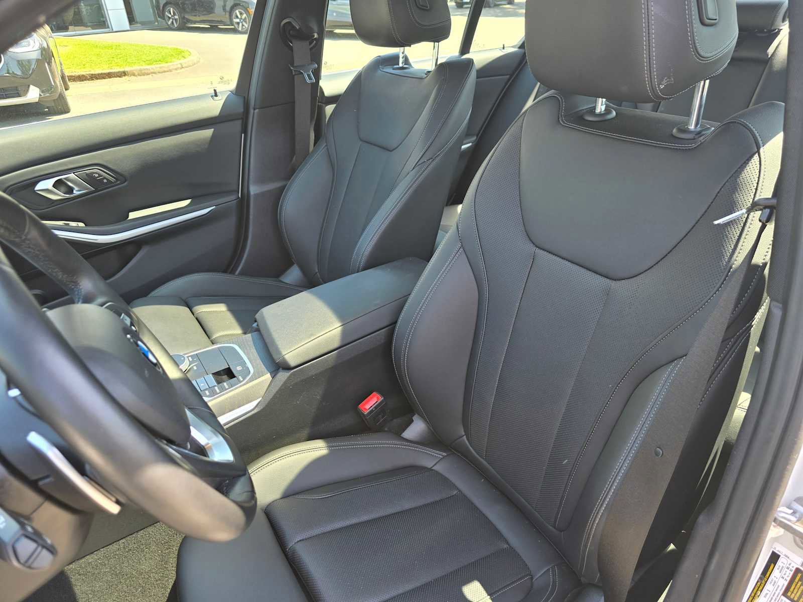 Used 2024 BMW 330i xDrive 330i xDrive w/ Convenience Package image 24