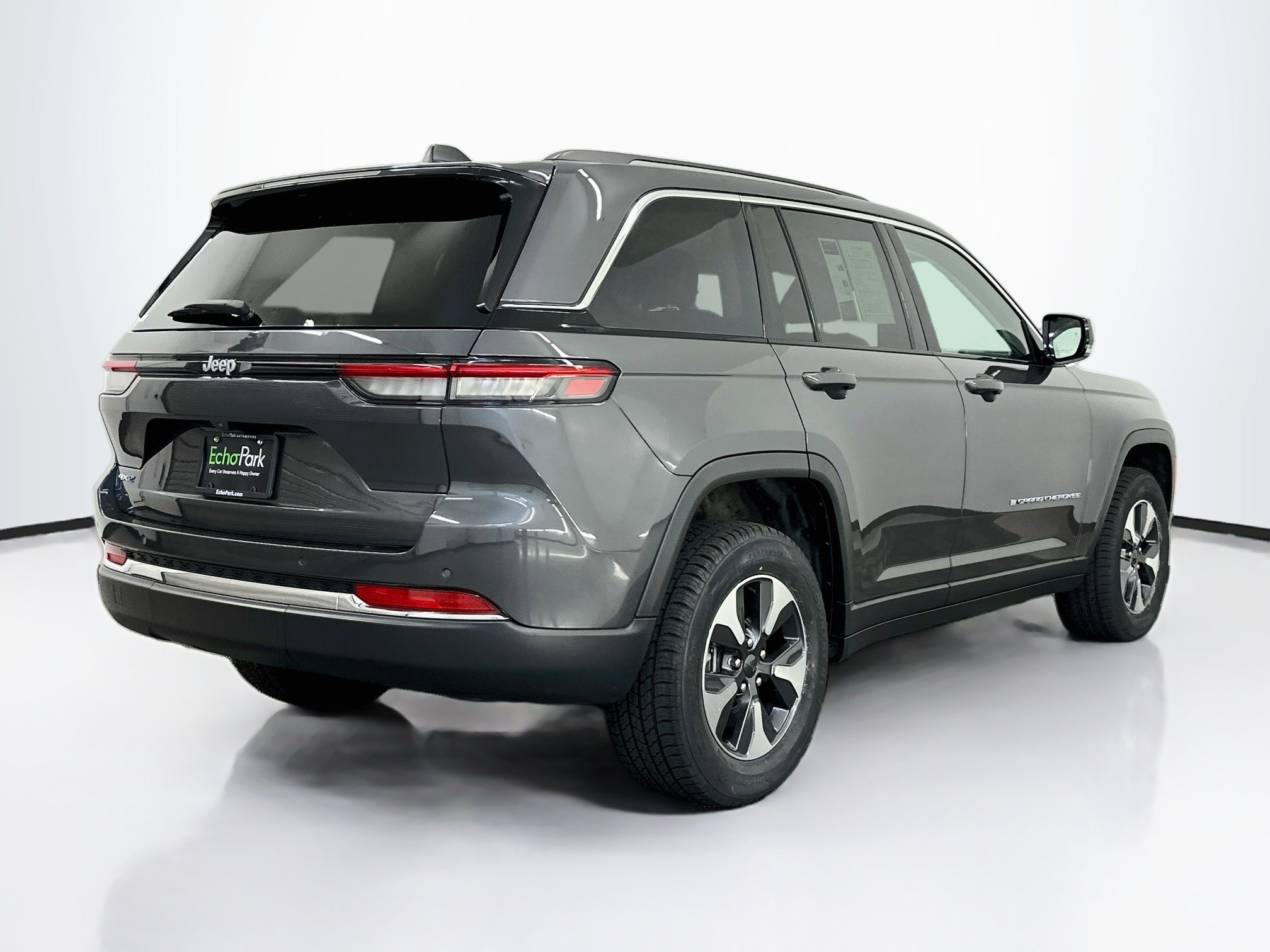 Used 2022 Jeep Grand Cherokee Limited 4xe AWD/4WD image 9