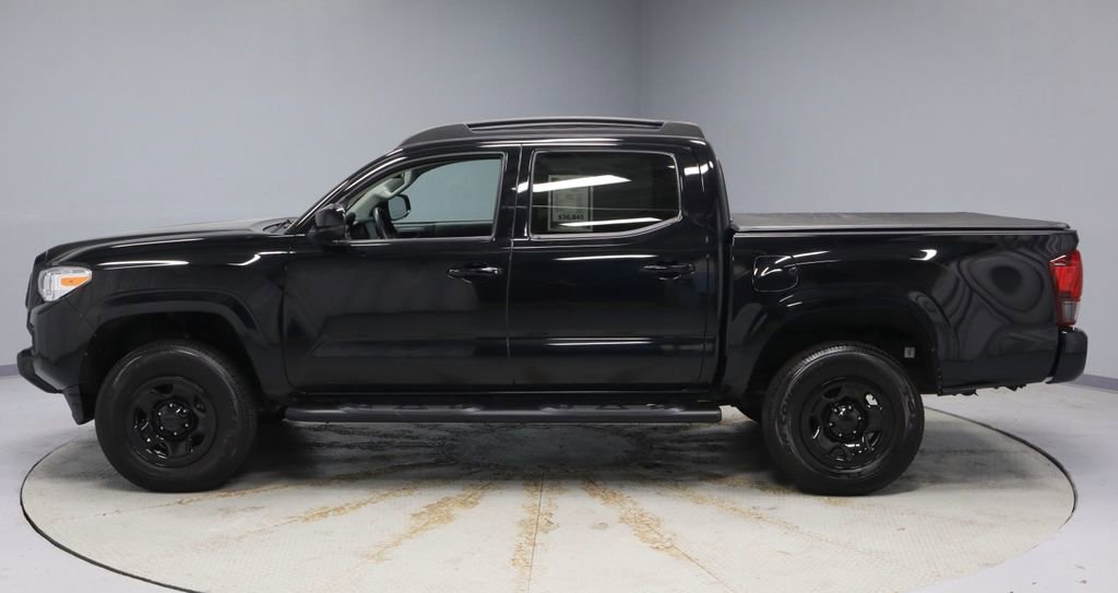 Used 2023 Toyota Tacoma SR image 7