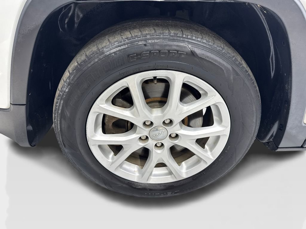 Used 2017 Jeep Cherokee Sport image 82