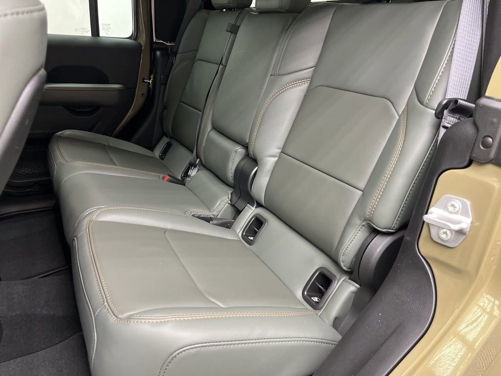 New 2026 Jeep Gladiator Mojave AWD/4WD image 5