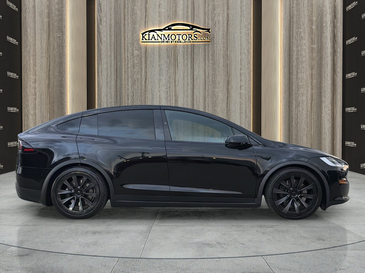 Used 2023 Tesla Model X AWD/4WD image 11