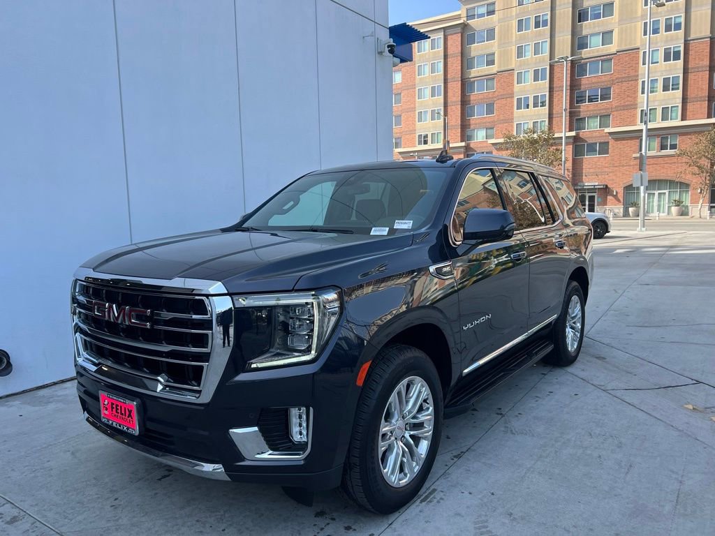 Used 2023 GMC Yukon SLT w/ SLT Premium Package
