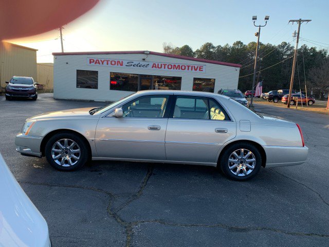 Used 2008 Cadillac DTS 1SH FWD image 1