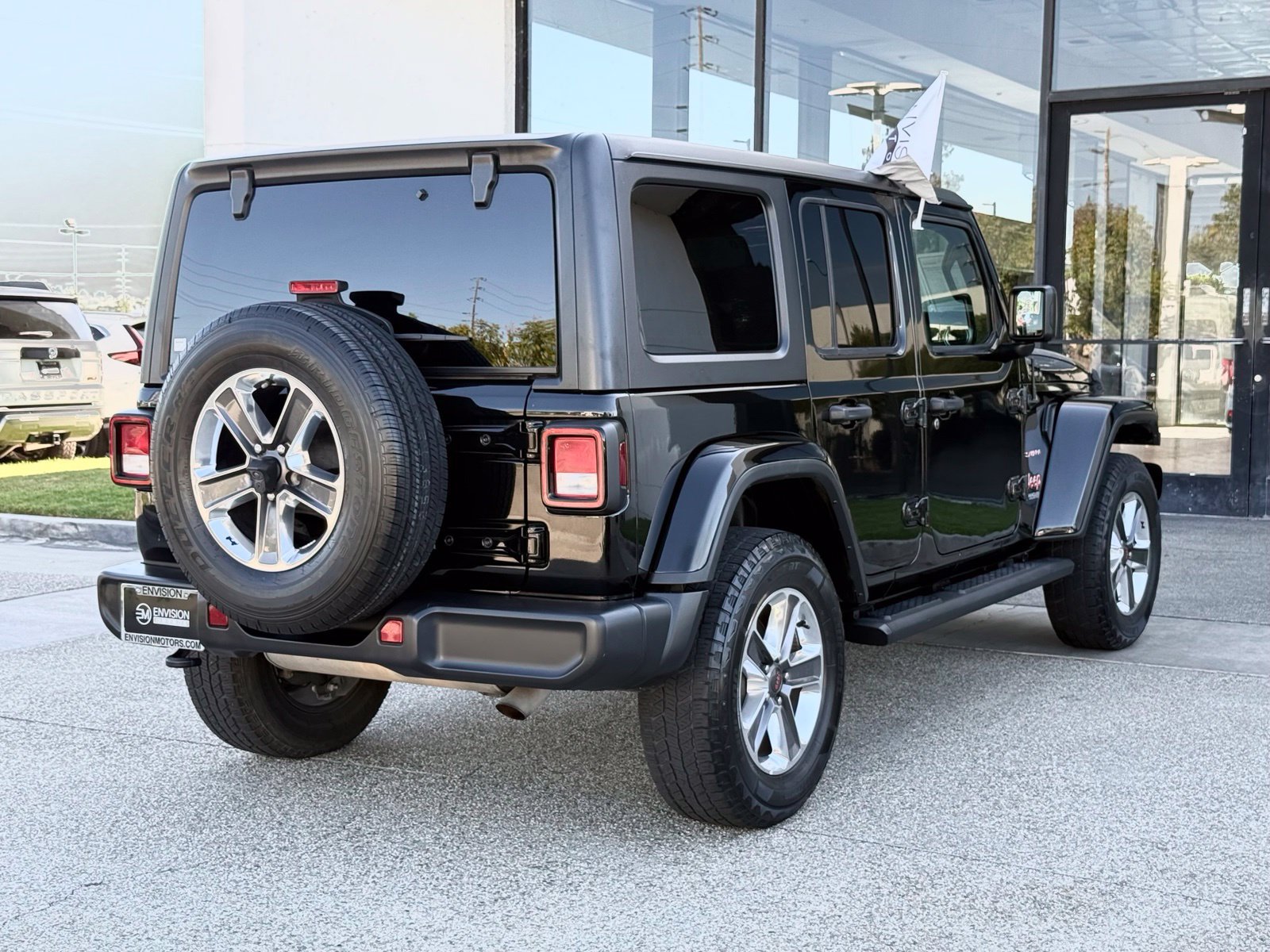 Used 2021 Jeep Wrangler Unlimited Sahara AWD/4WD image 15