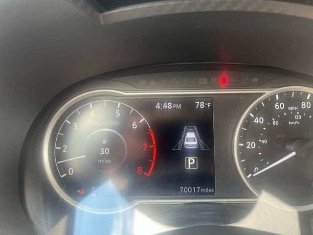 Used 2020 Nissan Versa SV FWD image 16