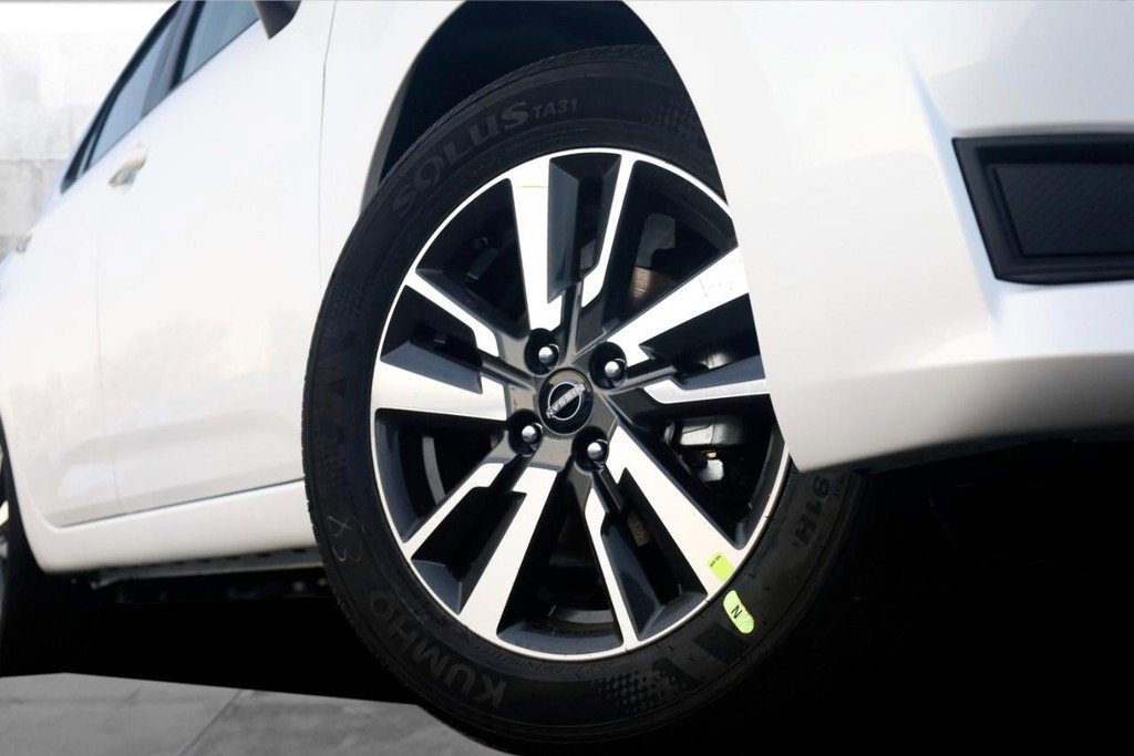 New 2025 Nissan Versa SV w/ Trunk Package image 3