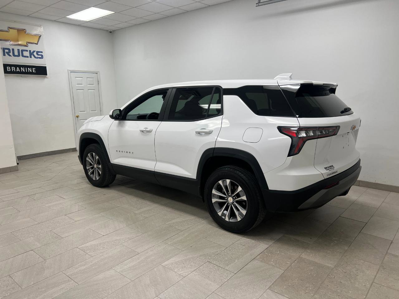 Used 2025 Chevrolet Equinox LT image 15