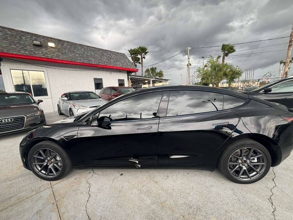 Used 2023 Tesla Model 3 Standard Range RWD image 4