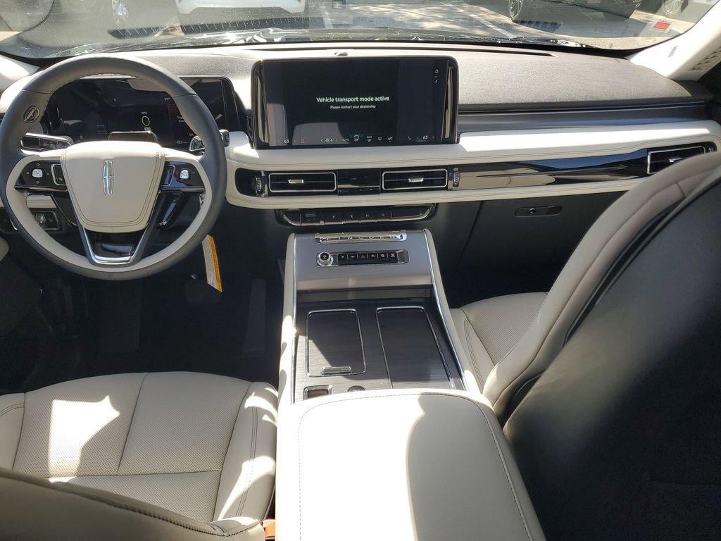 New 2026 Lincoln Aviator 2WD image 15