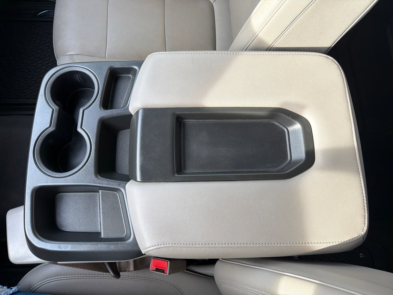 Used 2022 GMC Sierra 2500 SLT w/ Gooseneck/5TH Wheel Package image 23