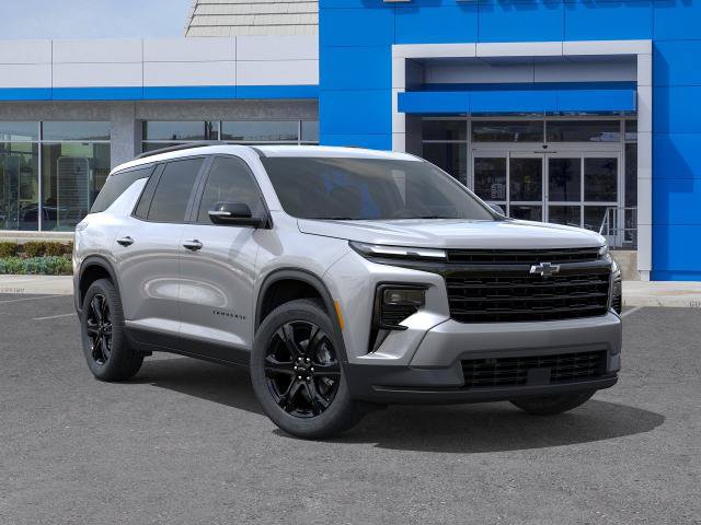 New 2027 Chevrolet Traverse LT FWD image 7
