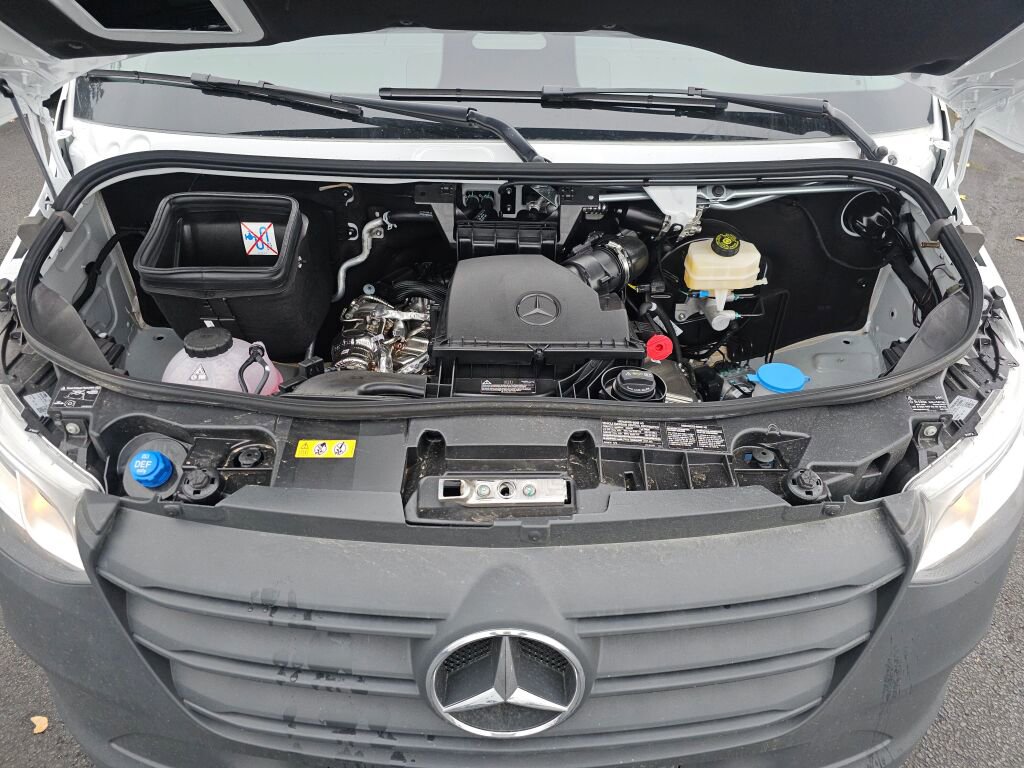 New 2025 Mercedes-Benz Sprinter 2500 image 10
