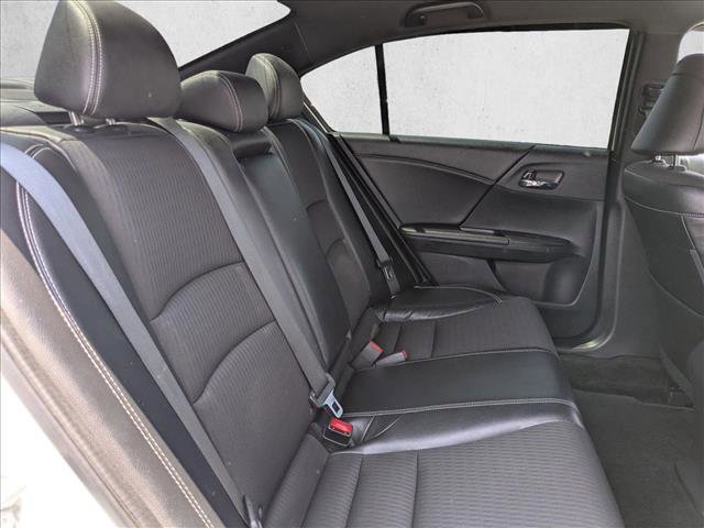 Used 2017 Honda Accord Sport image 18