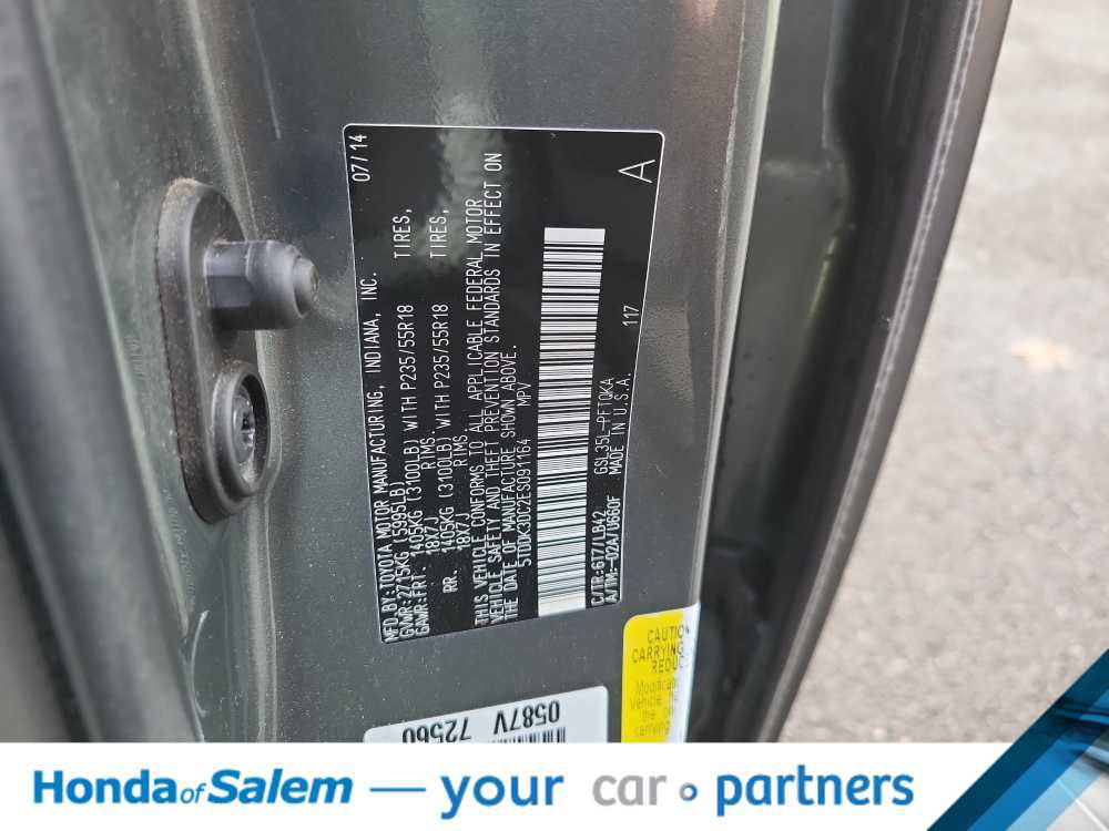 Used 2014 Toyota Sienna XLE image 21