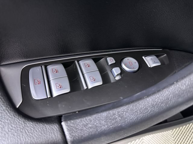 Used 2023 BMW X3 xDrive30i w/ Premium Package AWD/4WD image 24