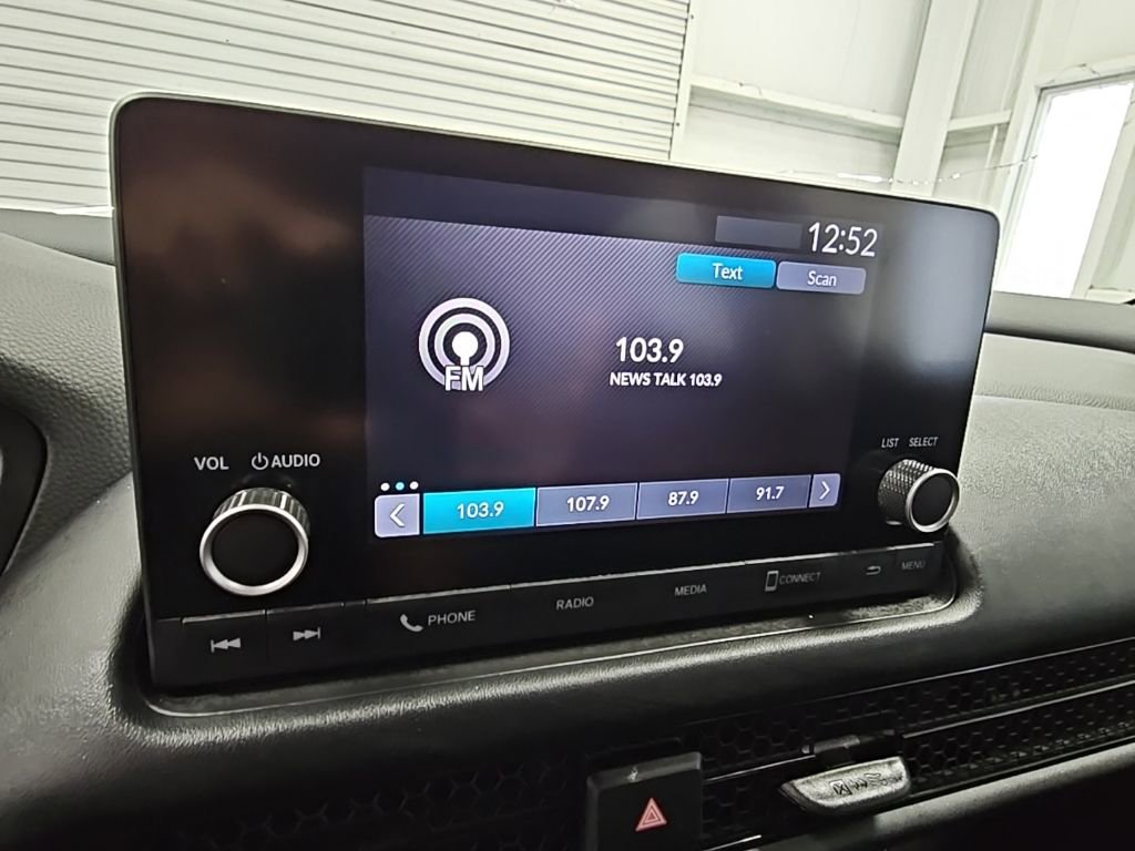 Used 2024 Honda HR-V LX image 14