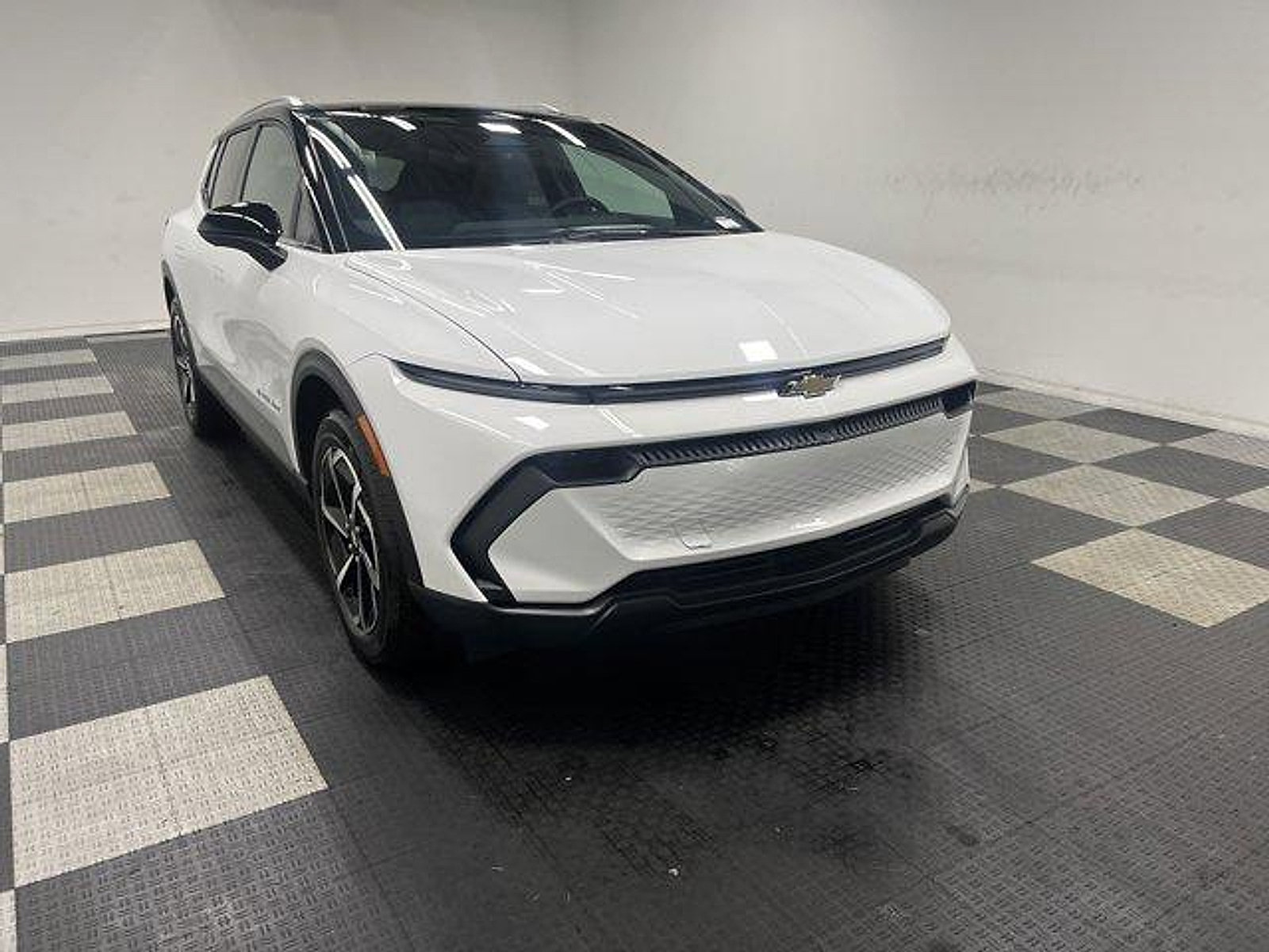 New 2026 Chevrolet Equinox EV LT AWD/4WD image 5