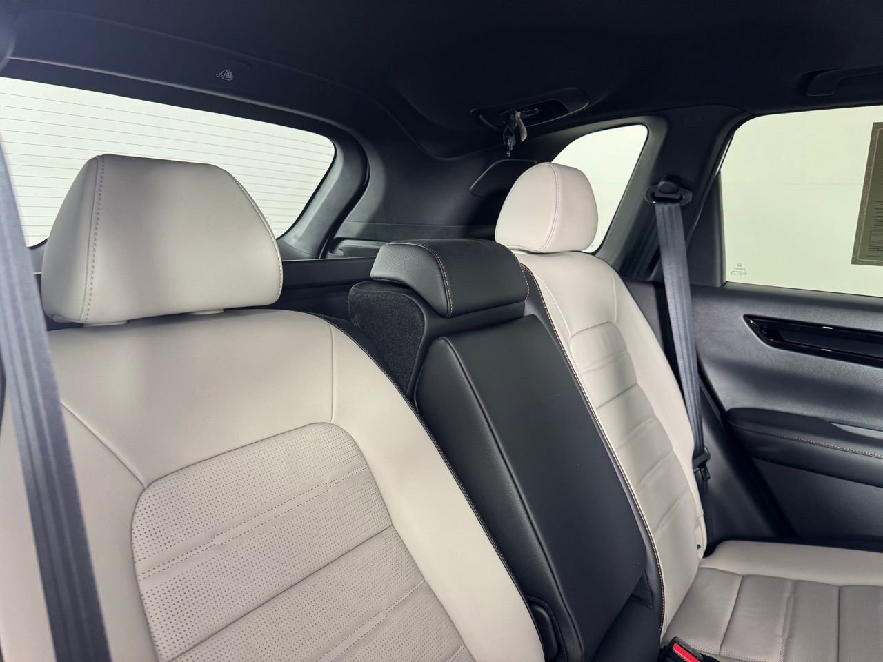 Used 2023 Honda CR-V Sport Touring image 30