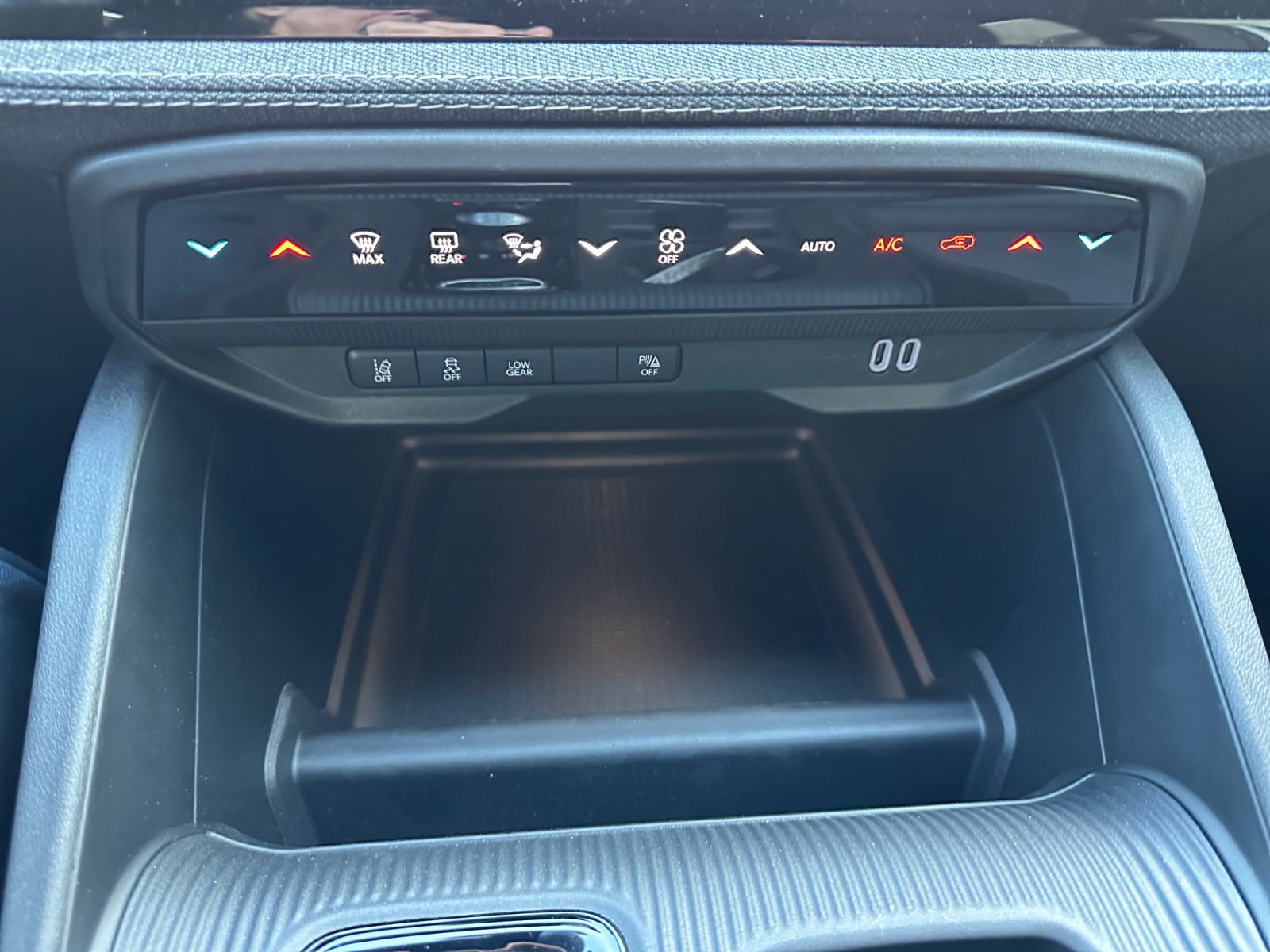 New 2026 Jeep Cherokee Laredo AWD/4WD image 21