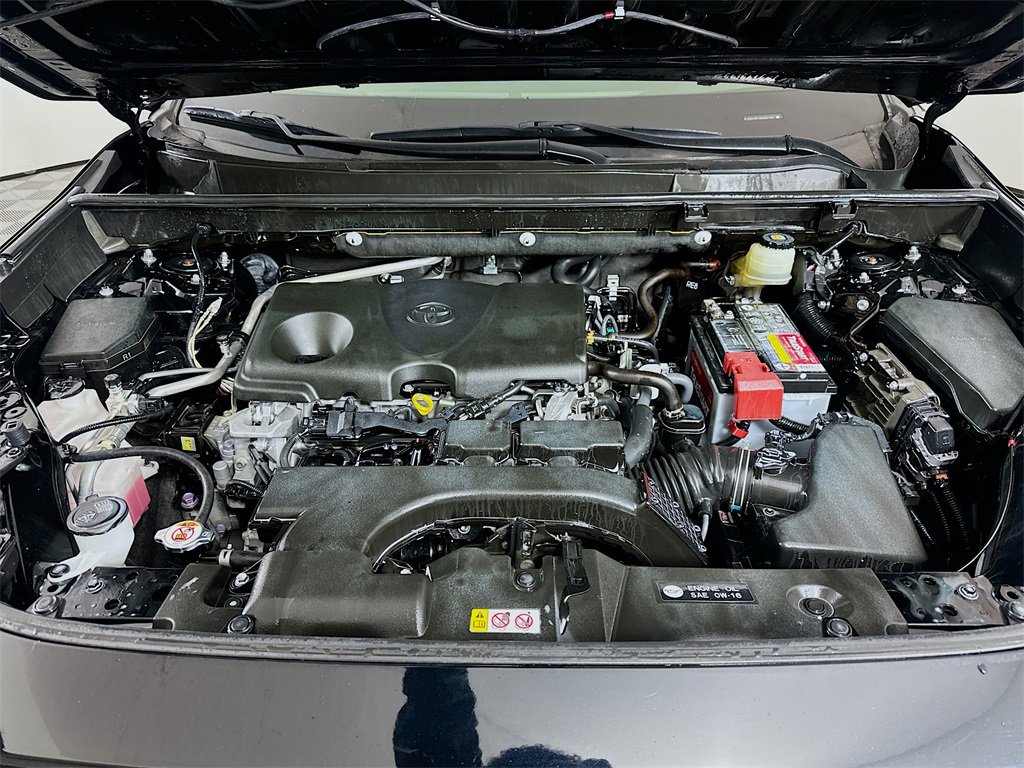 Used 2019 Toyota RAV4 Limited image 31