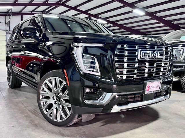Used 2025 GMC Yukon Denali Ultimate w/ LPO, Floor Liner Package AWD/4WD image 1