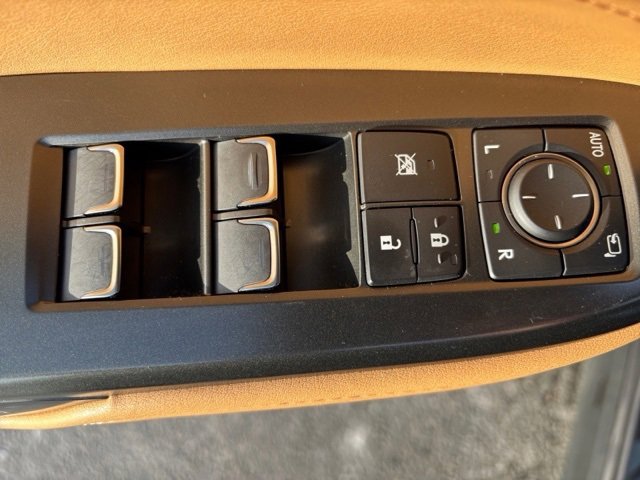 Used 2023 Lexus NX 350 AWD w/ Premium Package image 10