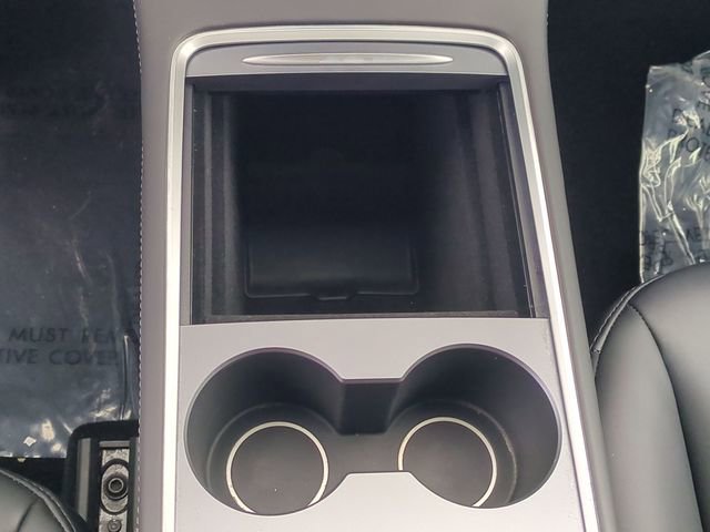 Used 2024 Tesla Model Y Long Range image 17