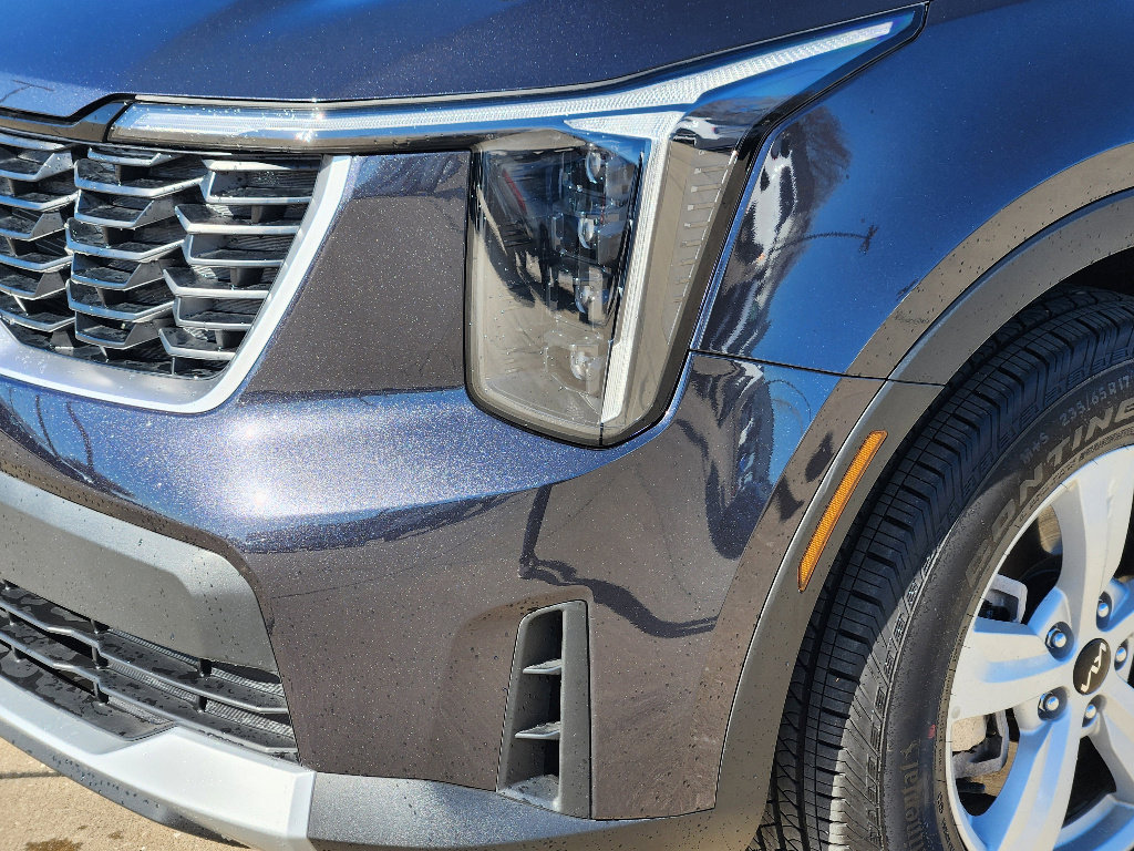 New 2025 Kia Sorento LX image 6