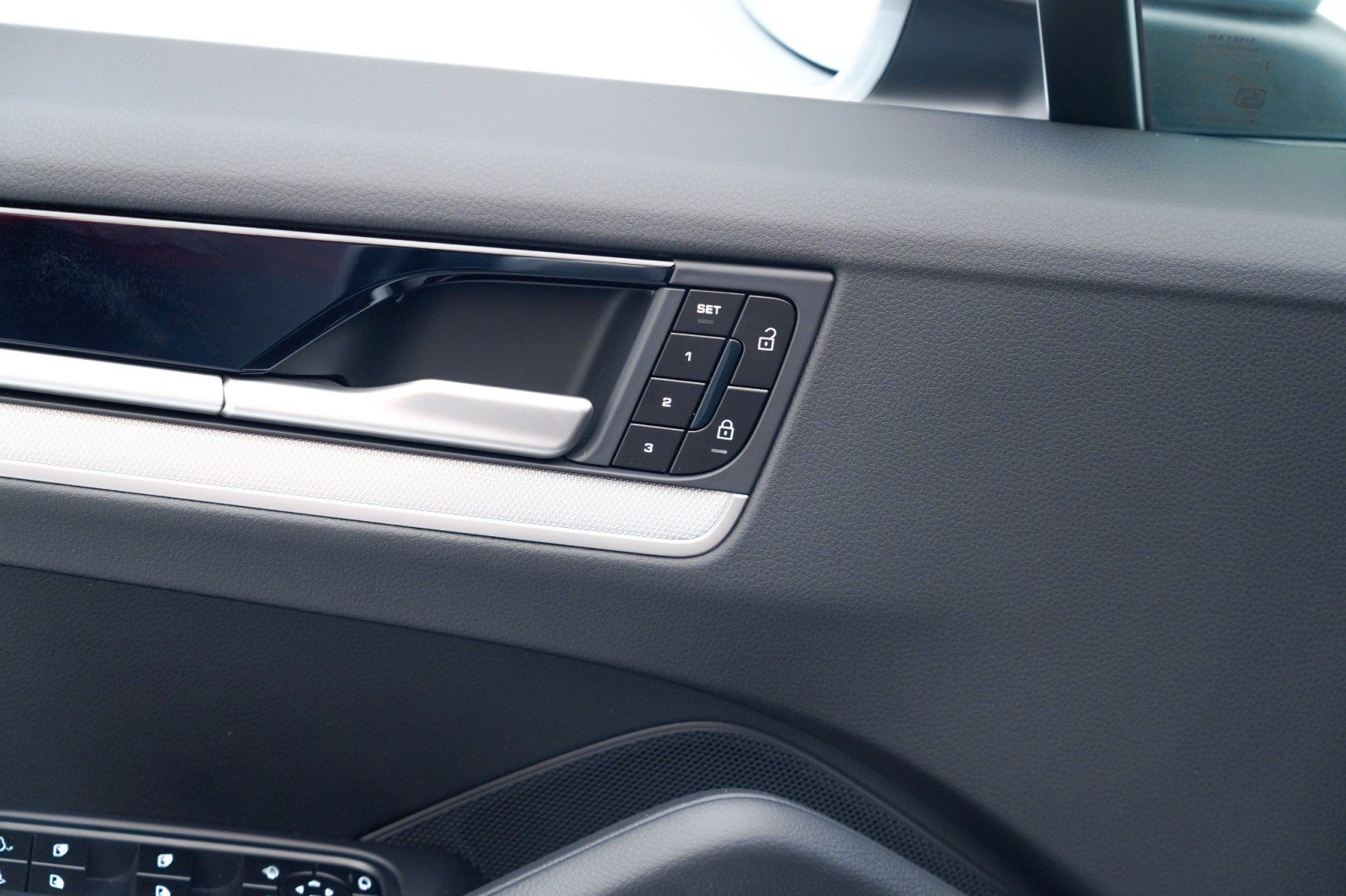 New 2026 Porsche Cayenne image 24