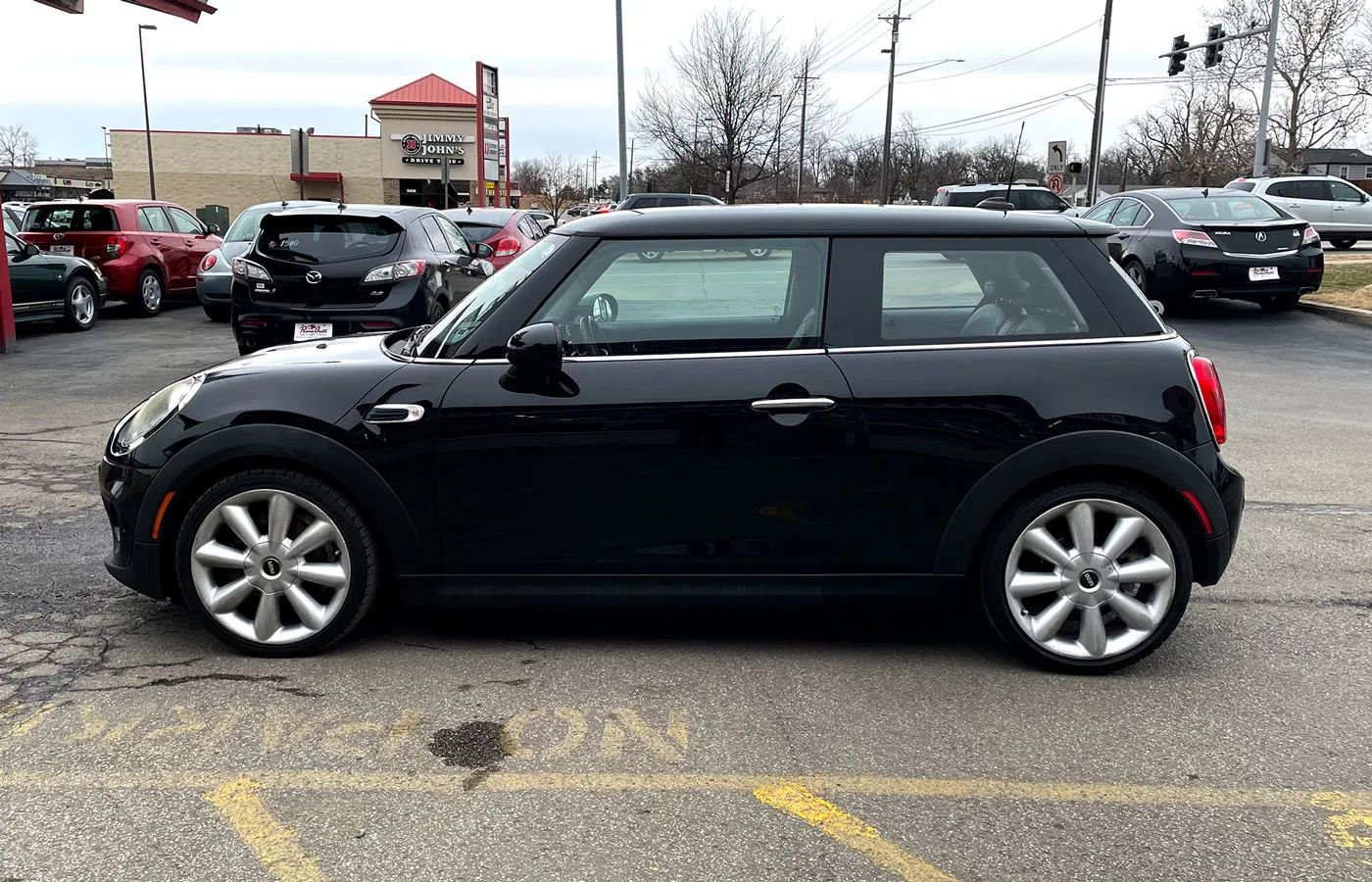 Used 2015 MINI Cooper 2-Door Hardtop image 3