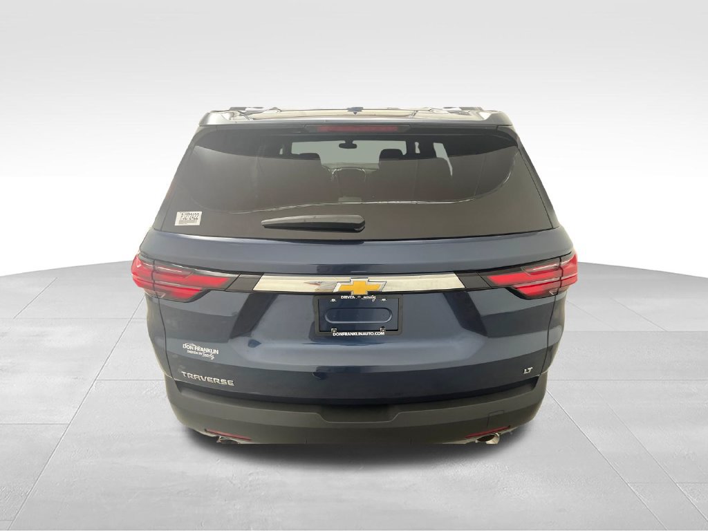 Used 2023 Chevrolet Traverse LT FWD image 4