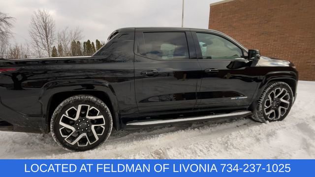Used 2024 Chevrolet Silverado EV RST image 8