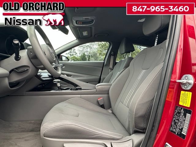 Used 2023 Hyundai Elantra Blue FWD image 8