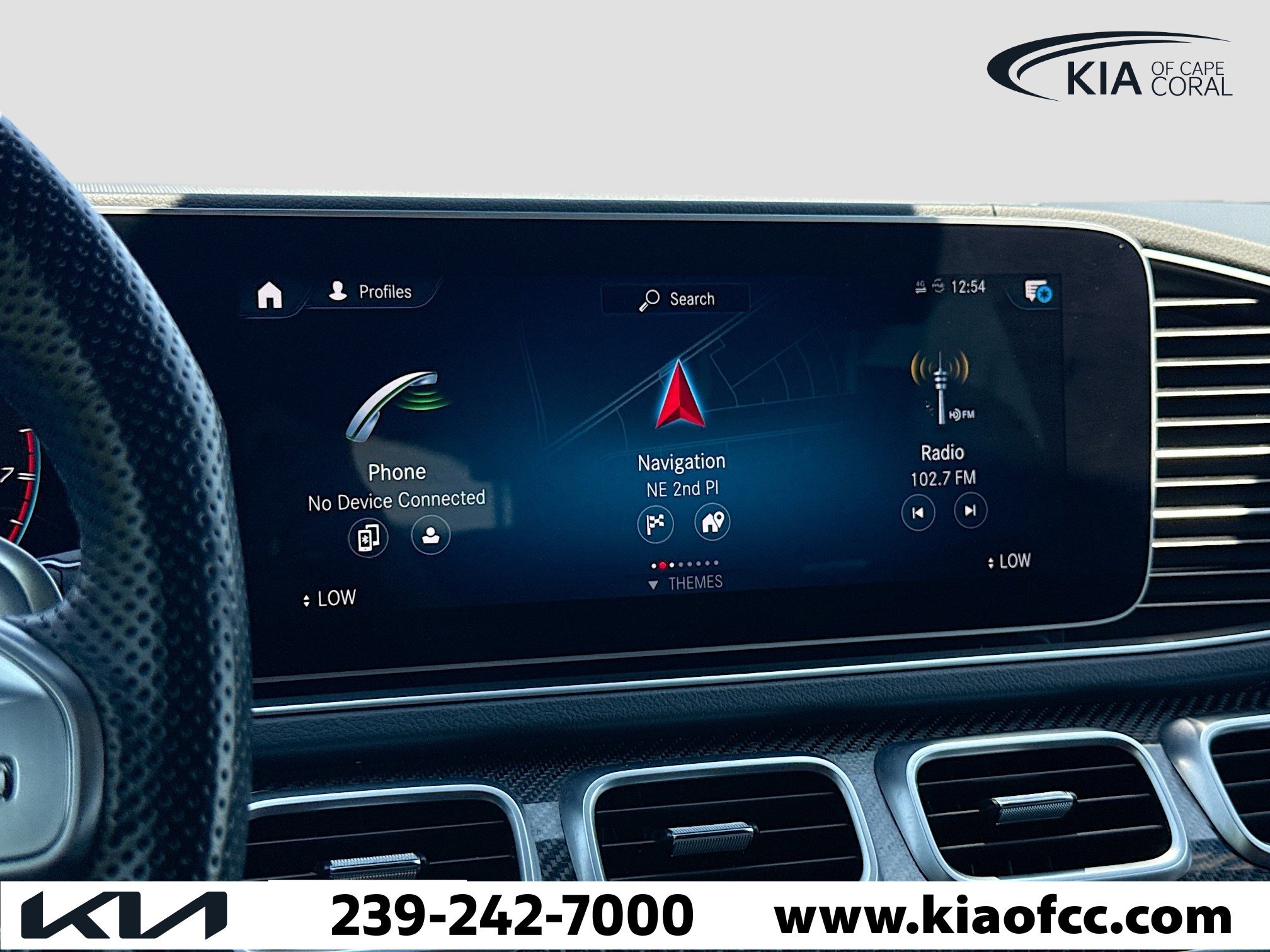 Used 2022 Mercedes-Benz GLE 53 AMG 4MATIC image 30