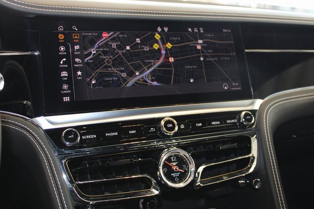 Used 2022 Bentley Flying Spur V8 image 28