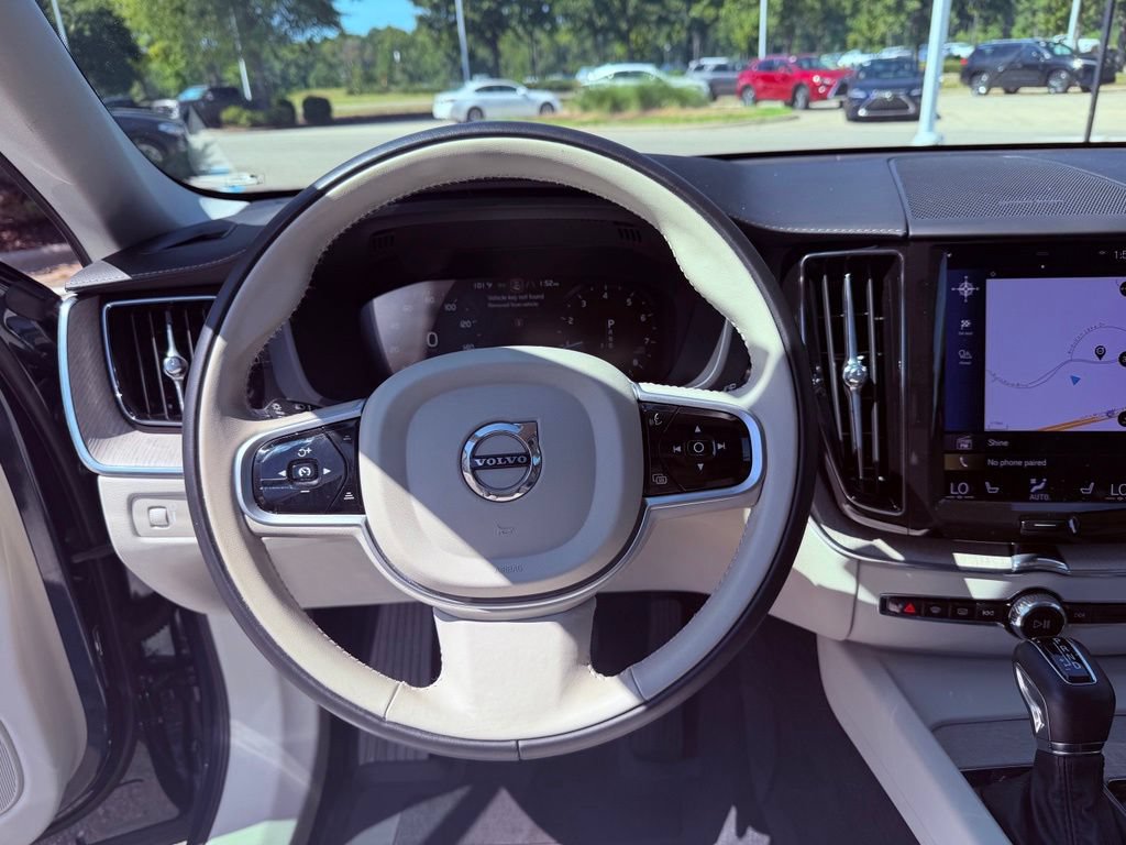 Used 2021 Volvo XC60 T5 Inscription w/ Protection Package Premier FWD image 22