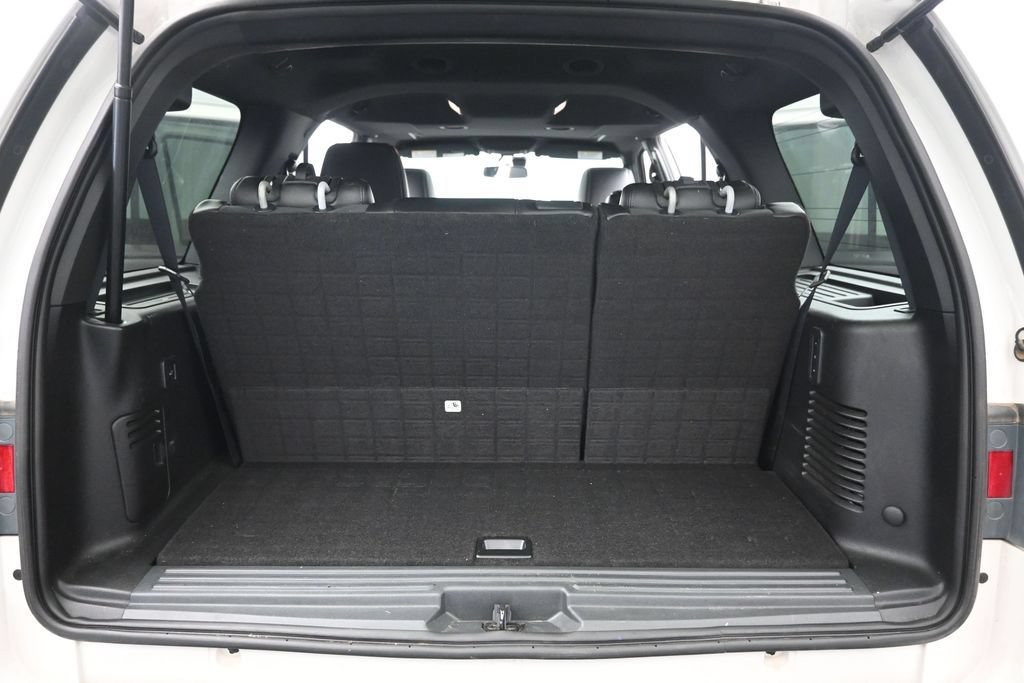 Used 2016 Lincoln Navigator Select AWD/4WD image 33