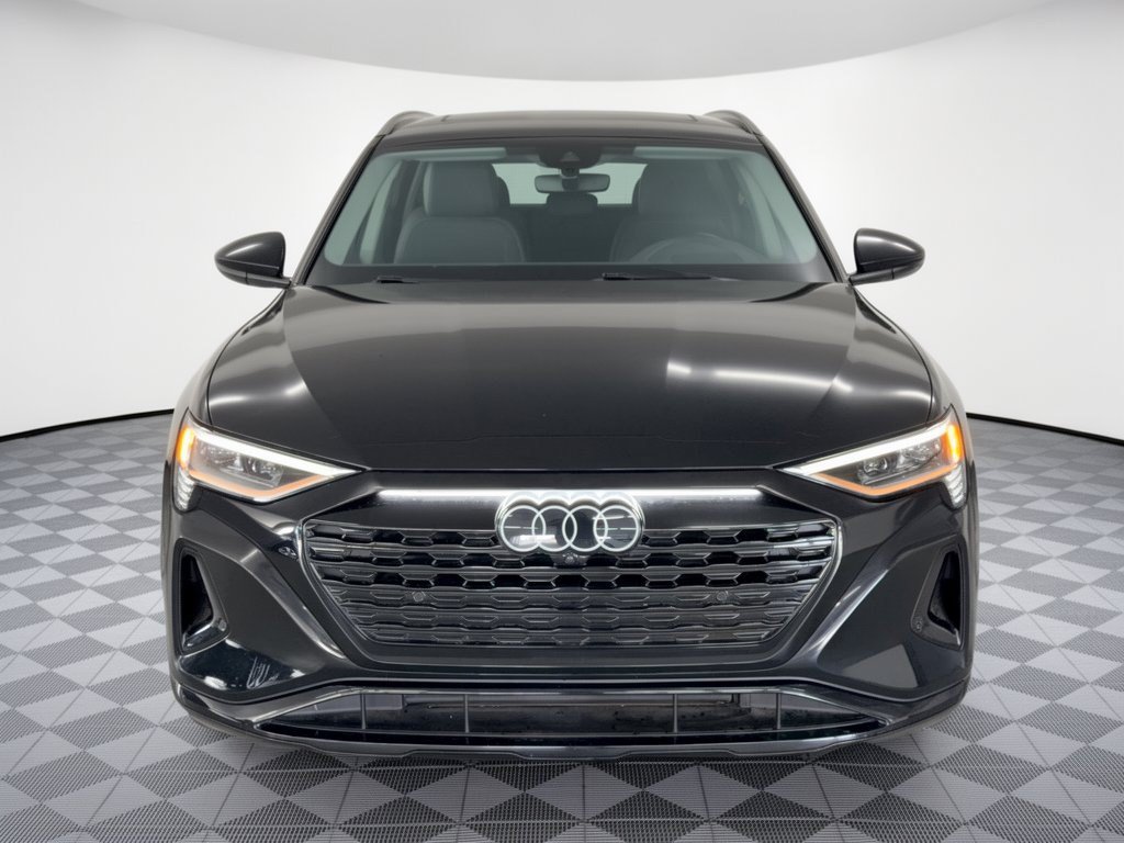 Used 2024 Audi Q8 e-tron Premium Plus w/ Prestige Package AWD/4WD image 6