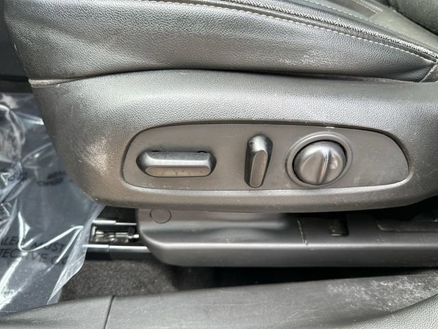 Used 2021 Buick Encore GX Preferred w/ Cold Weather Comfort Package image 17